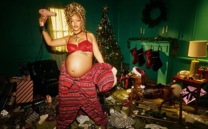 Umunyamerikakazi Rihanna yongeye kurikoroza ku mbugankoranyambaga, nyuma yo guteza urujijo rwo kuba yiteguye kubyara umwana wa kane, ni mu gihe hashize amezi make abyaye umwana we wa gatatu yabyaranye na A$AP Rocky.