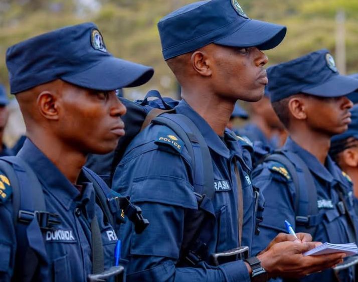 Rwanda National Police operating in Rulindo District arrested 17 people.