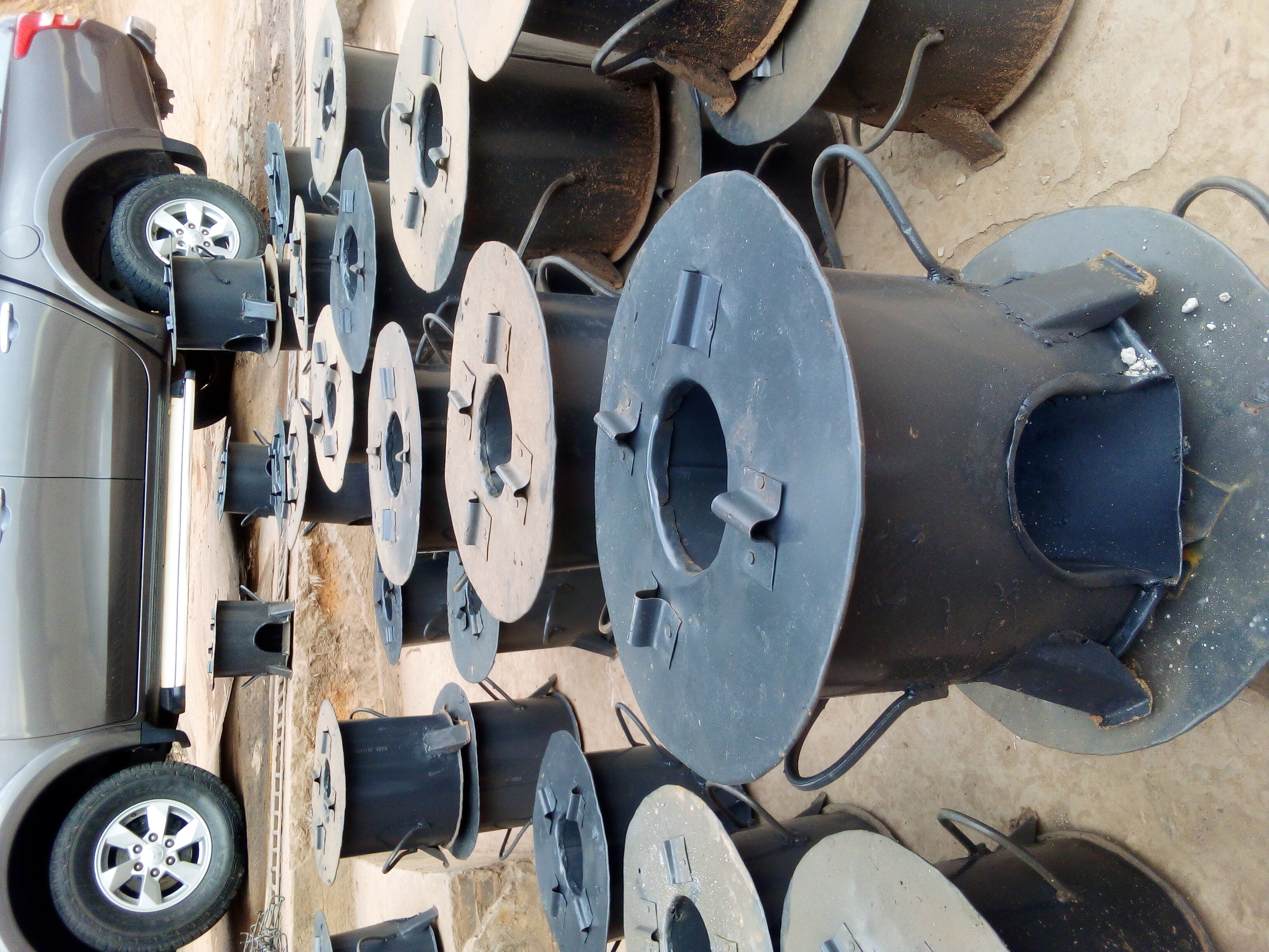 Ikigo k'igihugu gishinzwe kurinda no kurengera ibidukikije REMA cyifatanyije n'uruganda rwa Ruliba Clay ltd Muguha abaturage imbabura zigezweho bakunze kwita canarumwe murwego rwo kugabanya ibyuka bihumanya ikirere hagamijwe kuganya ibicanwa