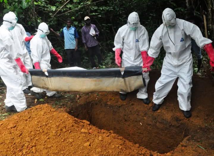 Muri Repubulika Iharanira Demokarasi ya Congo, abaturage bateye itsinda ry’abakozi b’inzobere bari mu gikorwa cyo gushyingura umuntu wishwe