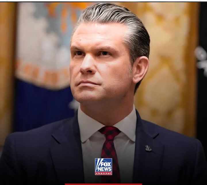 Minisitiri w’Intambara muri Leta Zunze Ubumwe za Amerika, Pete Hegseth, yashinjwe kubogama mu bikorwa byo kuzamura mu ntera abasirikare