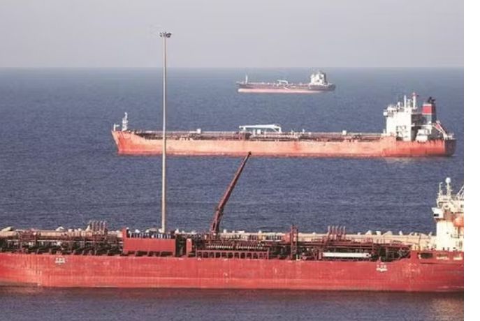 Leta Zunze Ubumwe za Amerika zarashe zinafatira ubwato bw’imizigo bwa Iran bwitwa Touska 